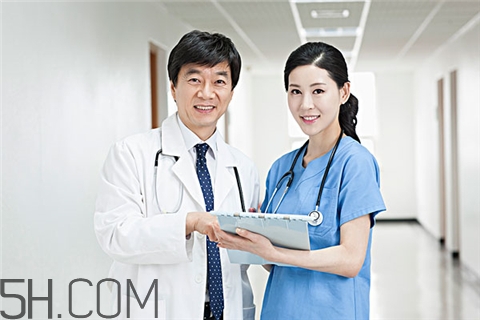 沙眼會(huì)傳染嗎？沙眼會(huì)傳染給寶寶嗎？