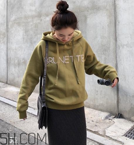 抓絨衛(wèi)衣會(huì)起球嗎？抓絨衛(wèi)衣是什么面料？