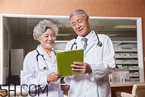 沙眼能戴隱形眼鏡嗎？沙眼能戴美瞳嗎？