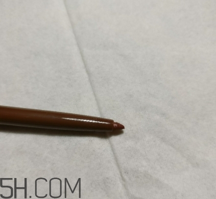 稚優(yōu)泉眼線膠筆好用嗎？稚優(yōu)泉眼線膠筆和眼線液筆哪個(gè)好