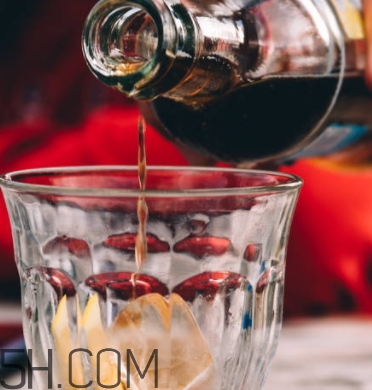 女生說可樂是什么意思？女生說請(qǐng)你喝可樂內(nèi)涵意思