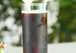 女生說(shuō)可樂(lè)是什么意思？女生說(shuō)請(qǐng)你喝可樂(lè)內(nèi)涵意思