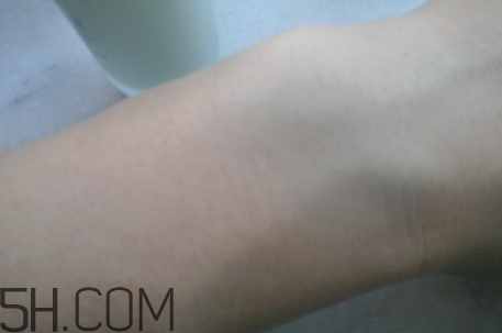 優(yōu)資萊化妝品好用嗎？?jī)?yōu)資萊化妝品含激素嗎？