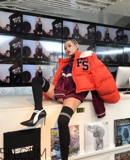 羽絨服怎么穿顯瘦？羽絨服怎么搭配不臃腫？