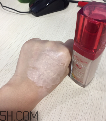 妙巴黎果然粉底液多少錢(qián)？妙巴黎果然粉底液測(cè)評(píng)