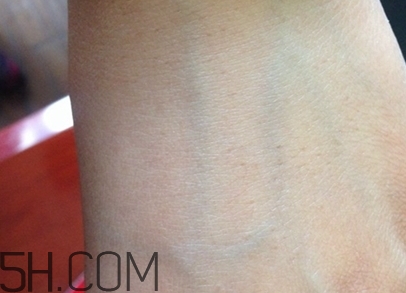 優(yōu)資萊適合什么年齡？優(yōu)資萊化妝品適合幾歲？