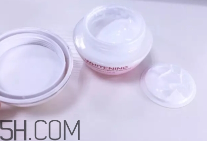 歌麗姬寶素顏霜好用嗎？歌麗姬寶素顏霜的評價(jià)