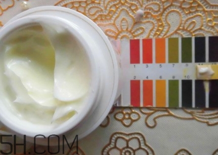 歌麗姬寶素顏霜副作用 歌麗姬寶素顏霜含鉛汞嗎？