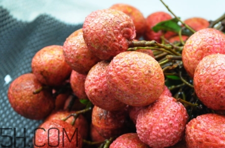 說女的荔枝什么意思？荔枝女什么意思？