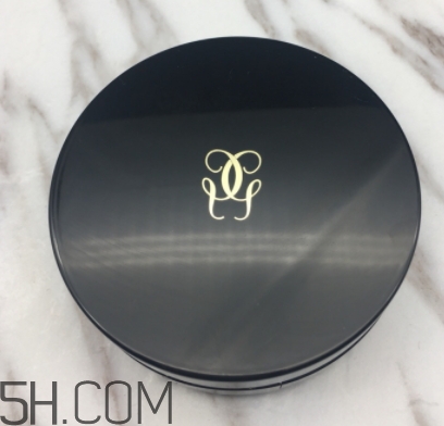 嬌蘭氣墊和阿瑪尼氣墊哪個好？