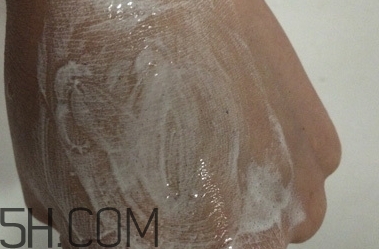 sakinre莎琪麗睫毛膏好用嗎？莎琪麗睫毛膏多少錢