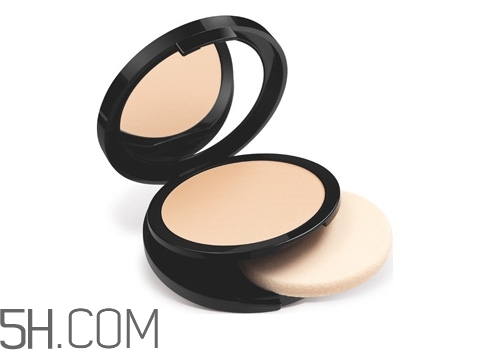 控油粉餅適合什么皮膚？eglips馬卡龍粉餅試色