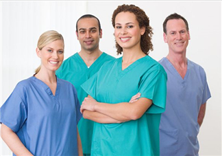 老花眼是什么癥狀？老花眼是白內(nèi)障嗎？