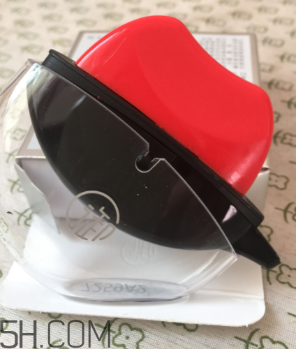 御泥坊一吻定情咬唇膏怎么樣_試色圖 御泥坊一吻定情咬唇膏怎么樣_試色圖