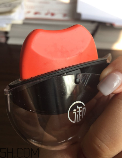 御泥坊一吻定情咬唇膏怎么樣_試色圖 御泥坊一吻定情咬唇膏怎么樣_試色圖