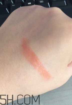 御泥坊一吻定情咬唇膏怎么樣_試色圖 御泥坊一吻定情咬唇膏怎么樣_試色圖