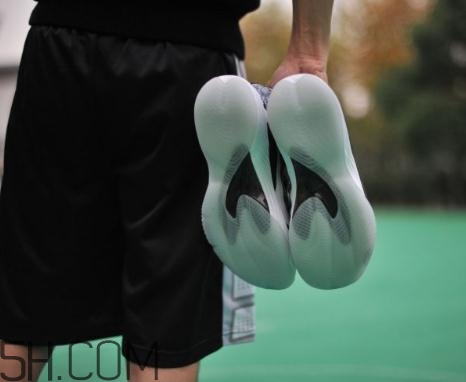 361度戟鋒籃球鞋多少錢？361度戟鋒籃球鞋實(shí)戰(zhàn)測(cè)評(píng)