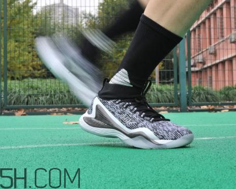 361度戟鋒籃球鞋多少錢？361度戟鋒籃球鞋實(shí)戰(zhàn)測(cè)評(píng)