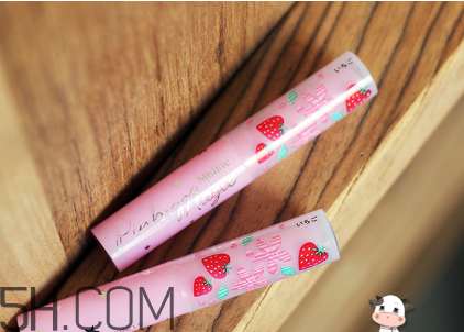 mistine草莓唇膏要不要卸妝？mistine草莓變色唇膏原理