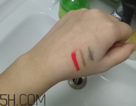 一葉子酪梨潔面乳怎么樣？一葉子酪梨潔面乳好用嗎？