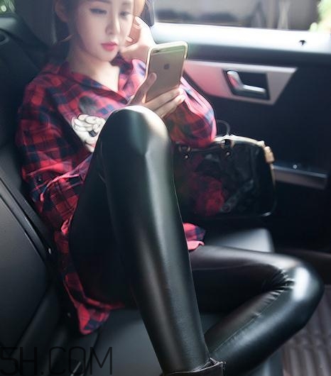 皮褲為什么會掉皮？皮褲掉皮怎么辦？