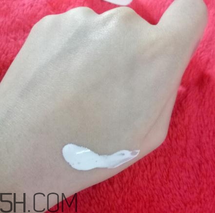 凱伊秀防曬霜好用嗎？凱伊秀防曬霜評測