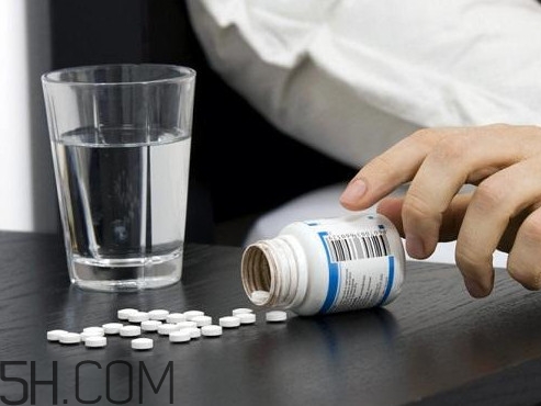 安定片吃一片能睡多久？安定片和安眠藥的區(qū)別