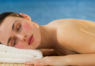 冬天裸睡好嗎？冬天裸睡有什么好處和壞處