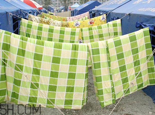 冬天曬被子要曬多久？被子曬多久能殺死螨蟲