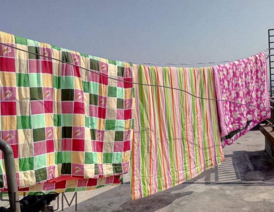 為什么曬過被子有一股味道？曬完被子千萬別拍是怎么回事？