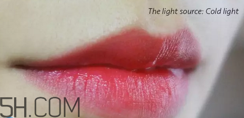 mistine羽翼口紅哪個(gè)色最火？mistine口紅在泰國(guó)賣多少錢？