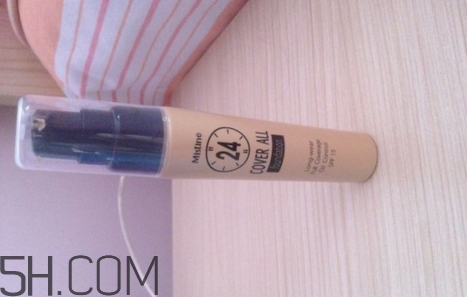 泰國mistine粉底液多少錢？mistine粉底液真假對比