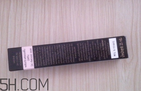 泰國mistine粉底液多少錢？mistine粉底液真假對比