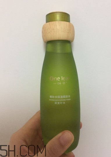 一葉子鮮補水柔膚水怎么樣？一葉子鮮補水柔膚水好用嗎？