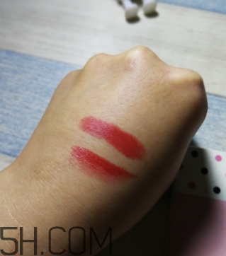 迪奧740和tf16像嗎？dior漆光唇釉740和tf16試色對比