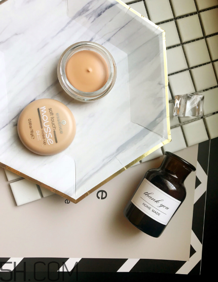 essence慕斯粉底霜好用嗎？essence慕斯粉底霜多少錢？