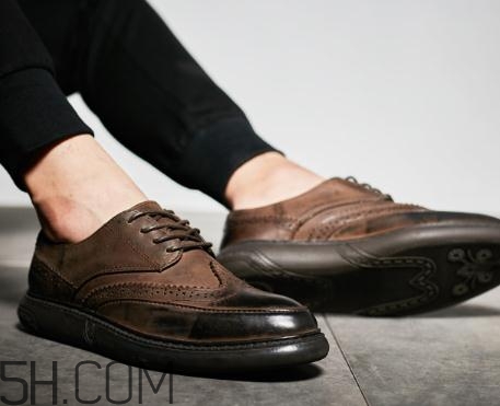 牛皮鞋買(mǎi)小了怎么辦？牛皮鞋會(huì)越穿越大嗎？