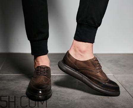 牛皮鞋買(mǎi)小了怎么辦？牛皮鞋會(huì)越穿越大嗎？