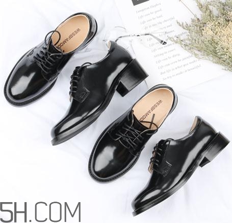 牛皮鞋沾上油怎么辦？牛皮鞋上的油漬怎么去除？