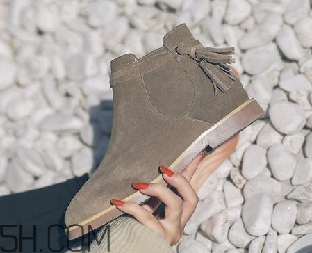 磨砂皮鞋子掉色怎么辦？磨砂鞋子發(fā)白怎么辦？