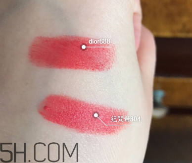 迪奧888和紀(jì)梵希304一樣嗎？迪奧888和紀(jì)梵希304試色對(duì)比