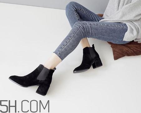 磨砂鞋子可以用水洗嗎？磨砂皮鞋用水洗會(huì)怎樣？