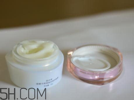 凱伊秀煥亮晚霜多少錢？凱伊秀煥亮晚霜好用嗎？