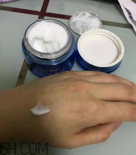 凱伊秀青春緊膚霜好用嗎？凱伊秀青春緊膚霜評(píng)測(cè)