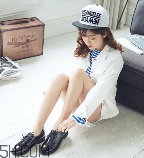 漆皮鞋子容易皺嗎？漆皮鞋子磨腳怎么辦？