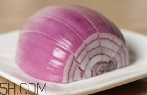 頭發(fā)油怎么辦？頭皮屑很多怎么去除？