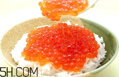 魚(yú)籽怎么做才好吃？魚(yú)籽適合于哪些人食用呢？