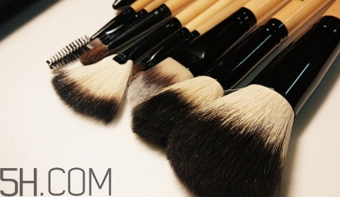 美麗工匠化妝刷好用嗎？美麗工匠化妝刷多少錢？