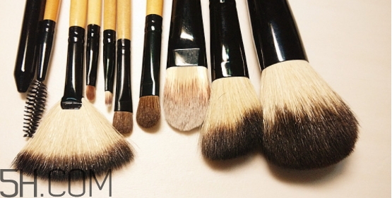 美麗工匠化妝刷好用嗎？美麗工匠化妝刷多少錢？