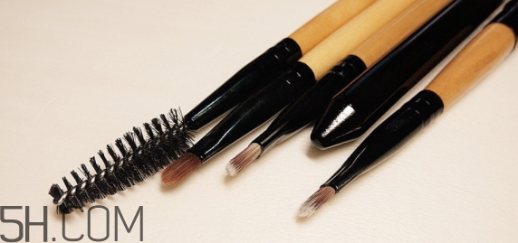 美麗工匠化妝刷好用嗎？美麗工匠化妝刷多少錢？